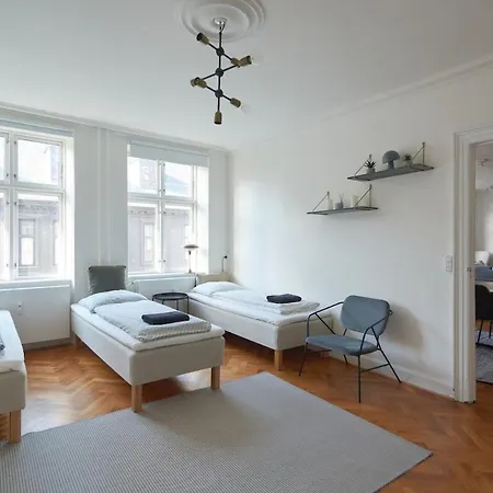Spacious Danish Design Downtown * Copenaghen
