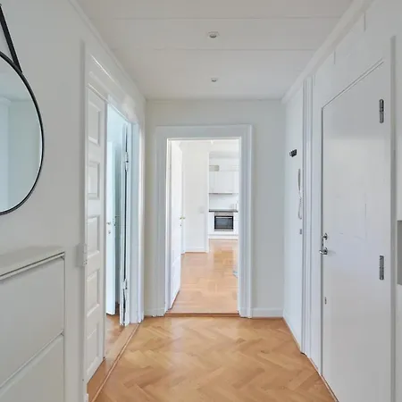 Appartamento Spacious Danish Design Downtown