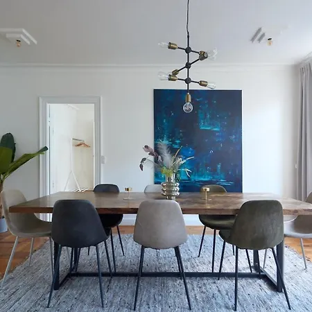 Spacious Danish Design Downtown Kopenhagen